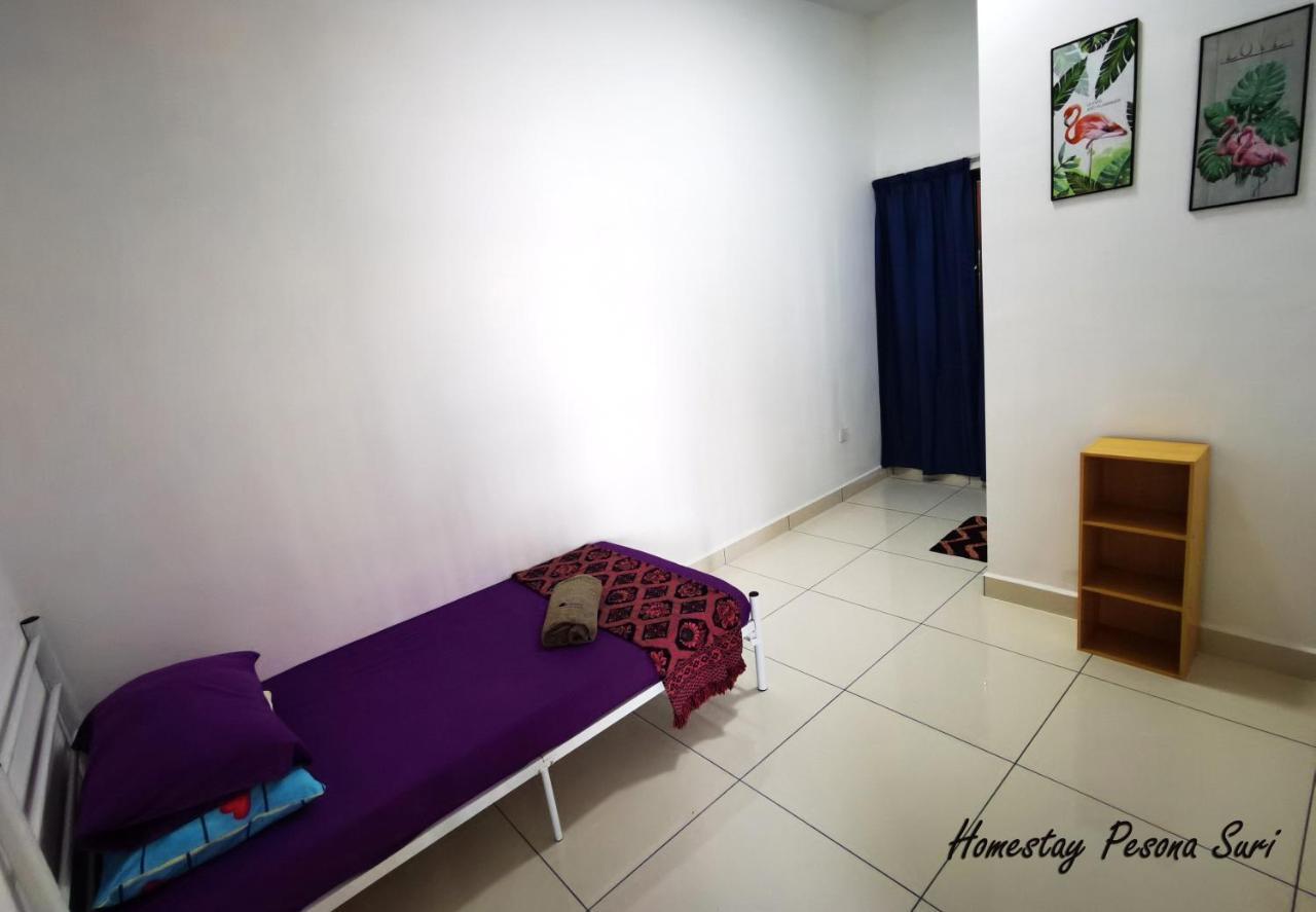 Pesona Suri Homestay باتو باهات المظهر الخارجي الصورة