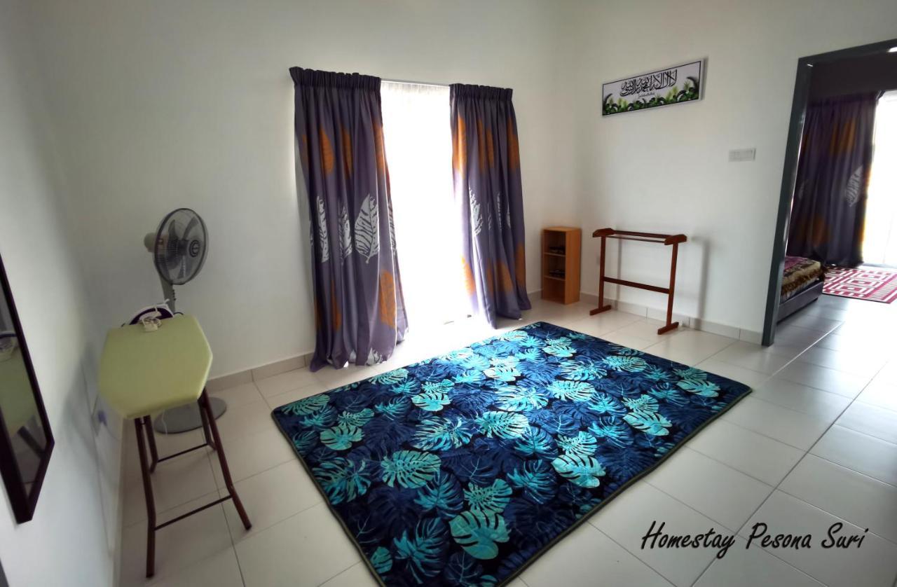 Pesona Suri Homestay باتو باهات المظهر الخارجي الصورة