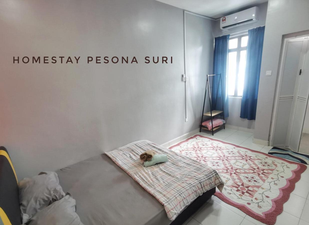 Pesona Suri Homestay باتو باهات المظهر الخارجي الصورة